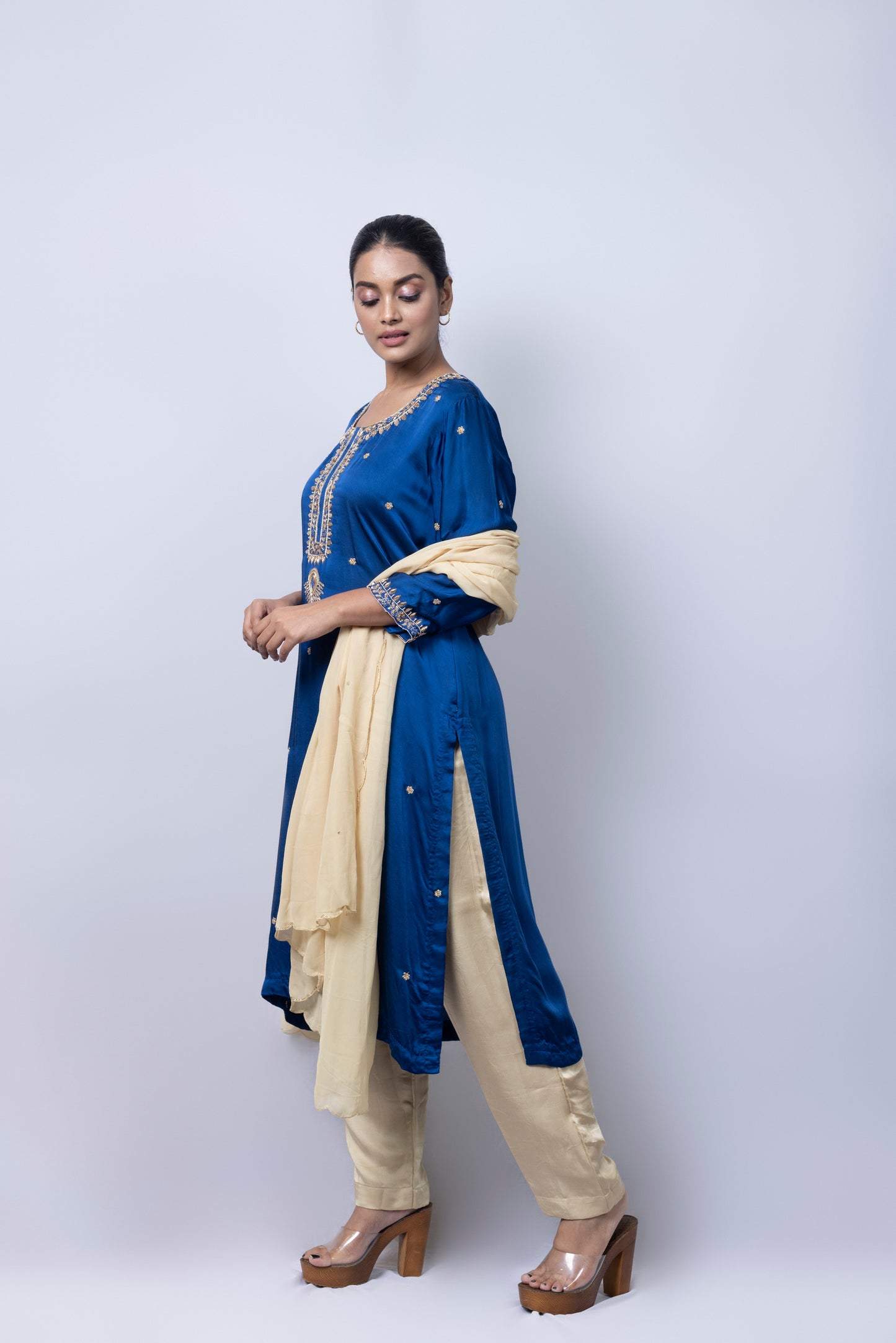 Indigo Suit Set With Dupatta